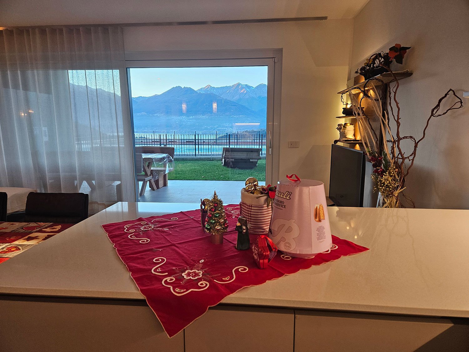 22-new-year-lake-como-holiday-ivan-opas