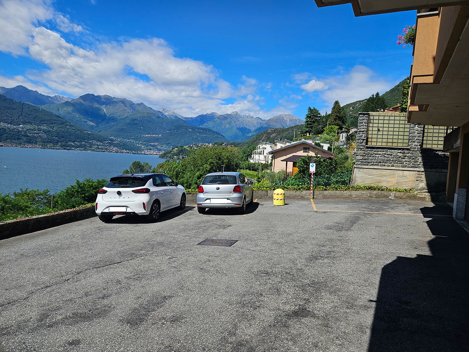 external-parking-casa-ceci-dorio-lake-como