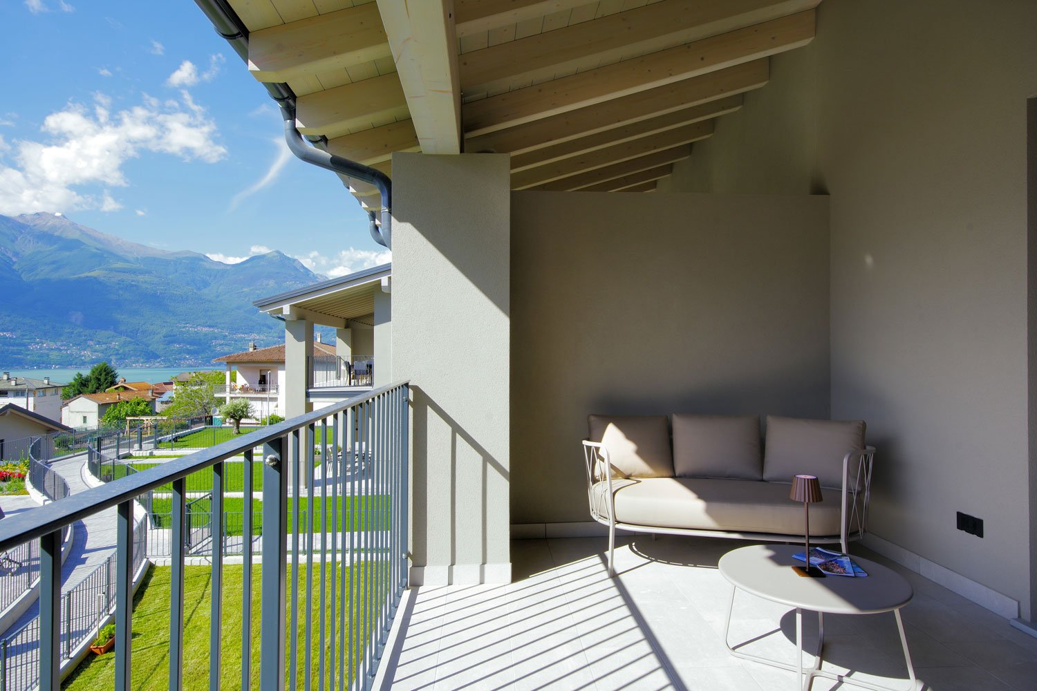 06-la-terrazza-sul-lago-lake-view-terrace