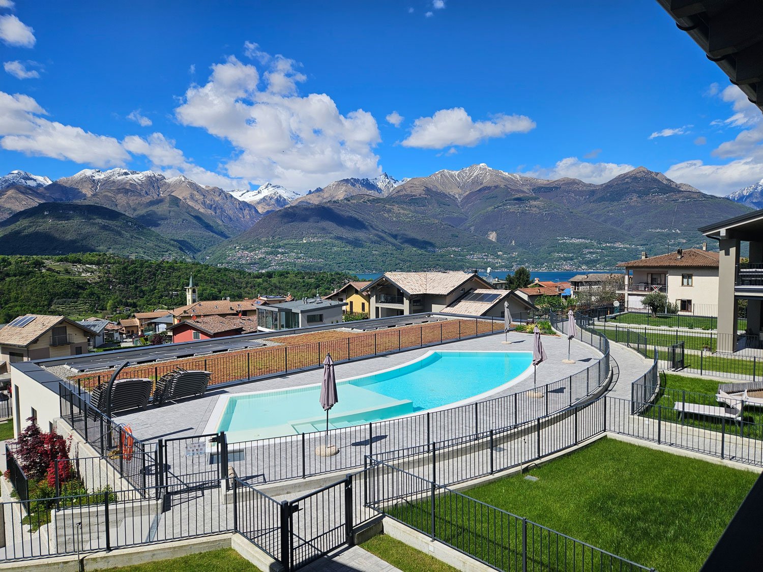 08b-baia-blu-lake-view-from-terrace